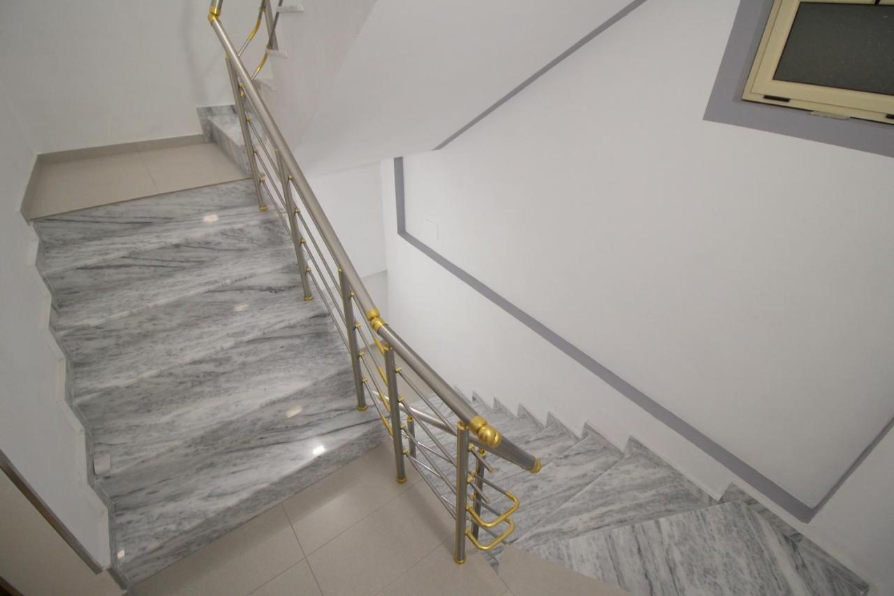 Doka Center Apartments Sarande Exterior photo